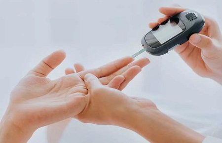 Introduction of Diabetes and what are the symptoms